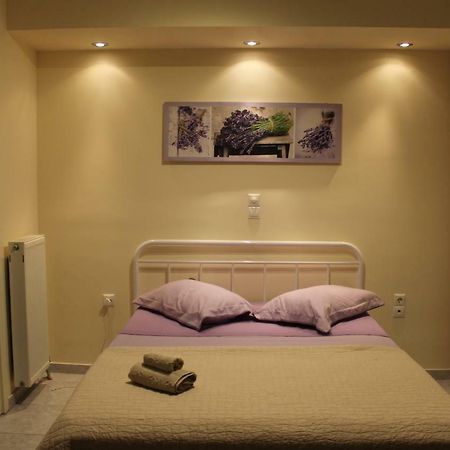 Cozy Studio Apartment In Pireus Exterior foto