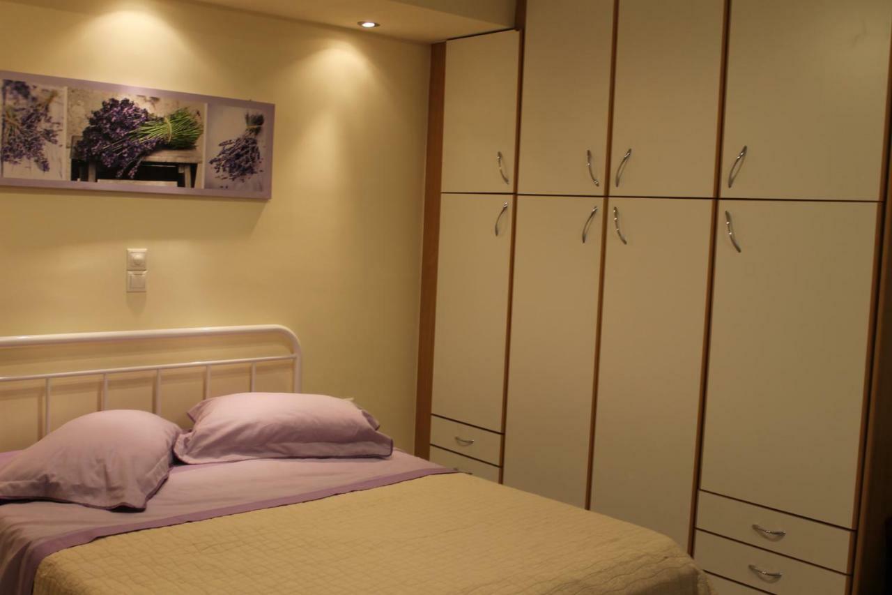 Cozy Studio Apartment In Pireus Exterior foto