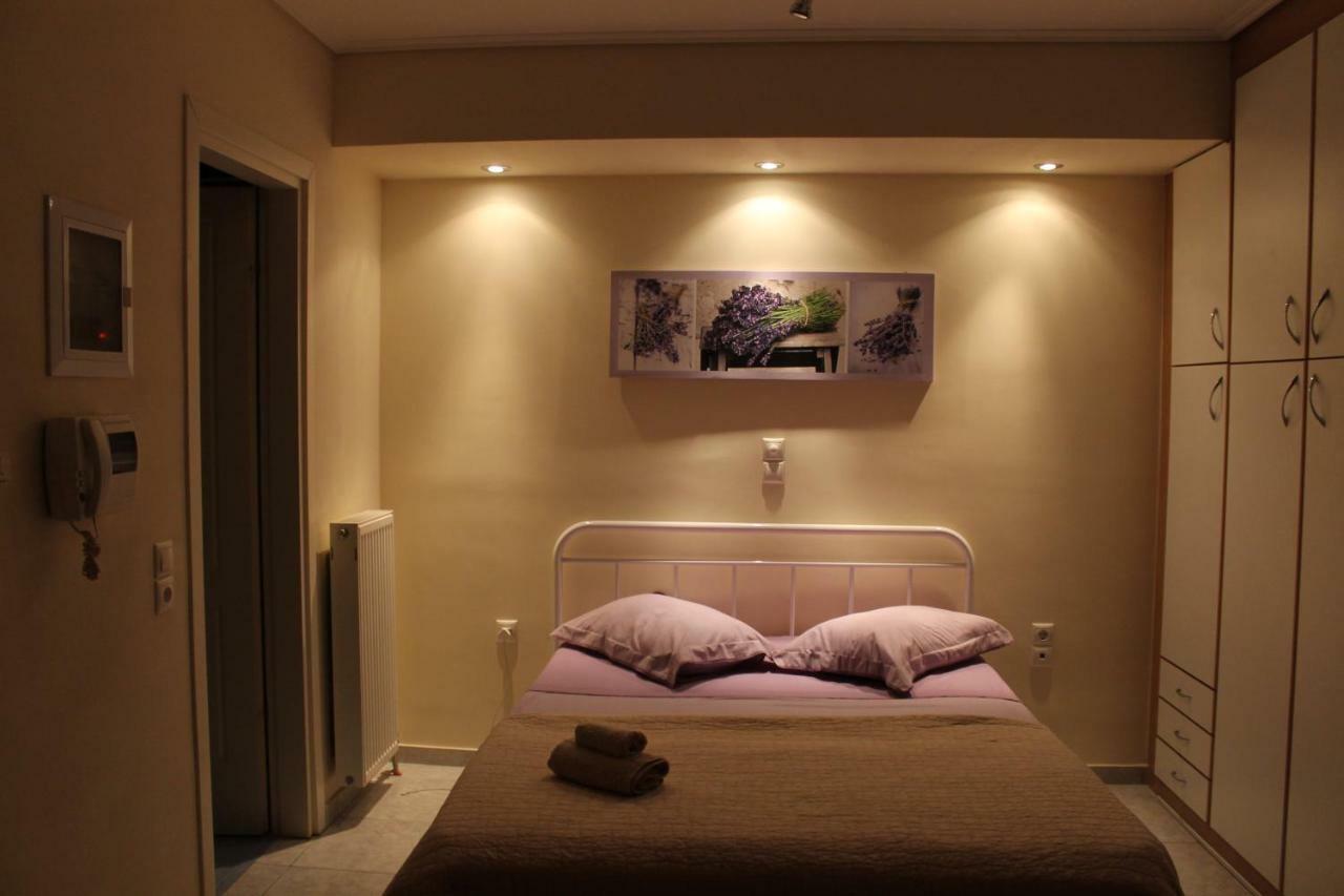 Cozy Studio Apartment In Pireus Exterior foto