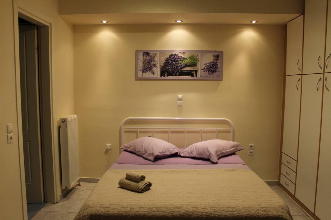 Cozy Studio Apartment In Pireus Exterior foto